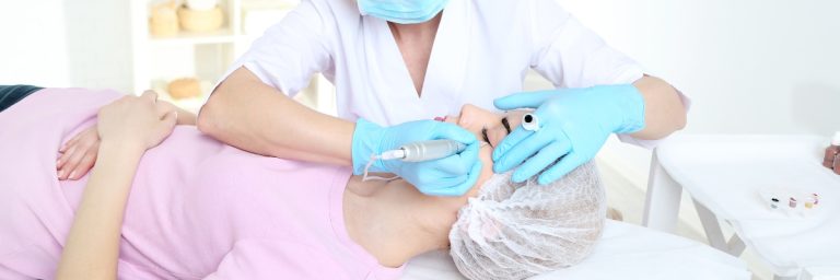 The Art and Benefits of Permanent Makeup